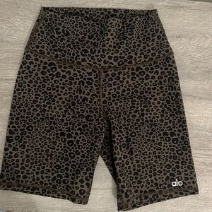 ALO biker shorts